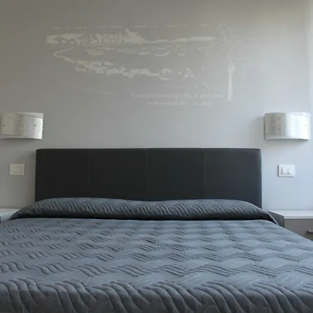 La Perla Guest house