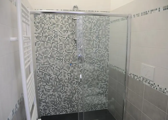 La Perla Πανσιόν 3*