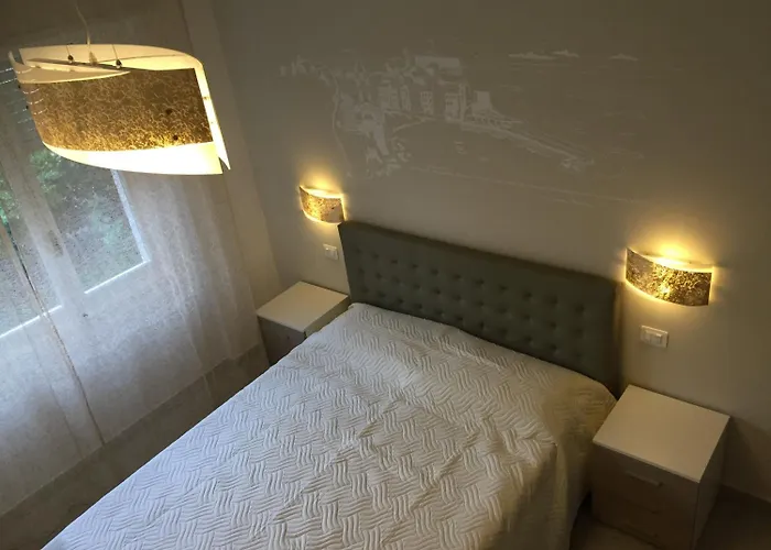 La Perla Guest house